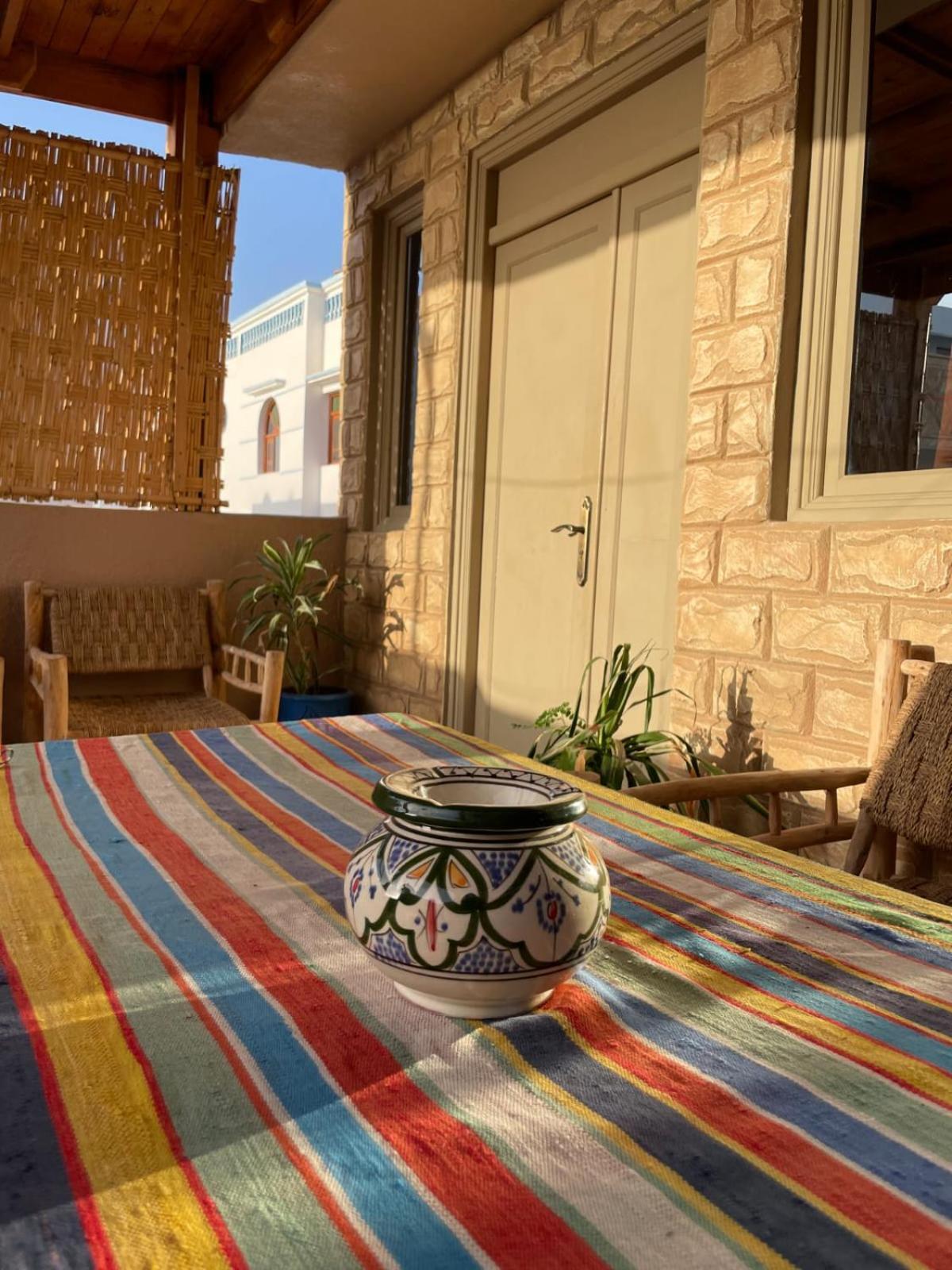 Surf & Salsa Guest House Агадир Екстериор снимка