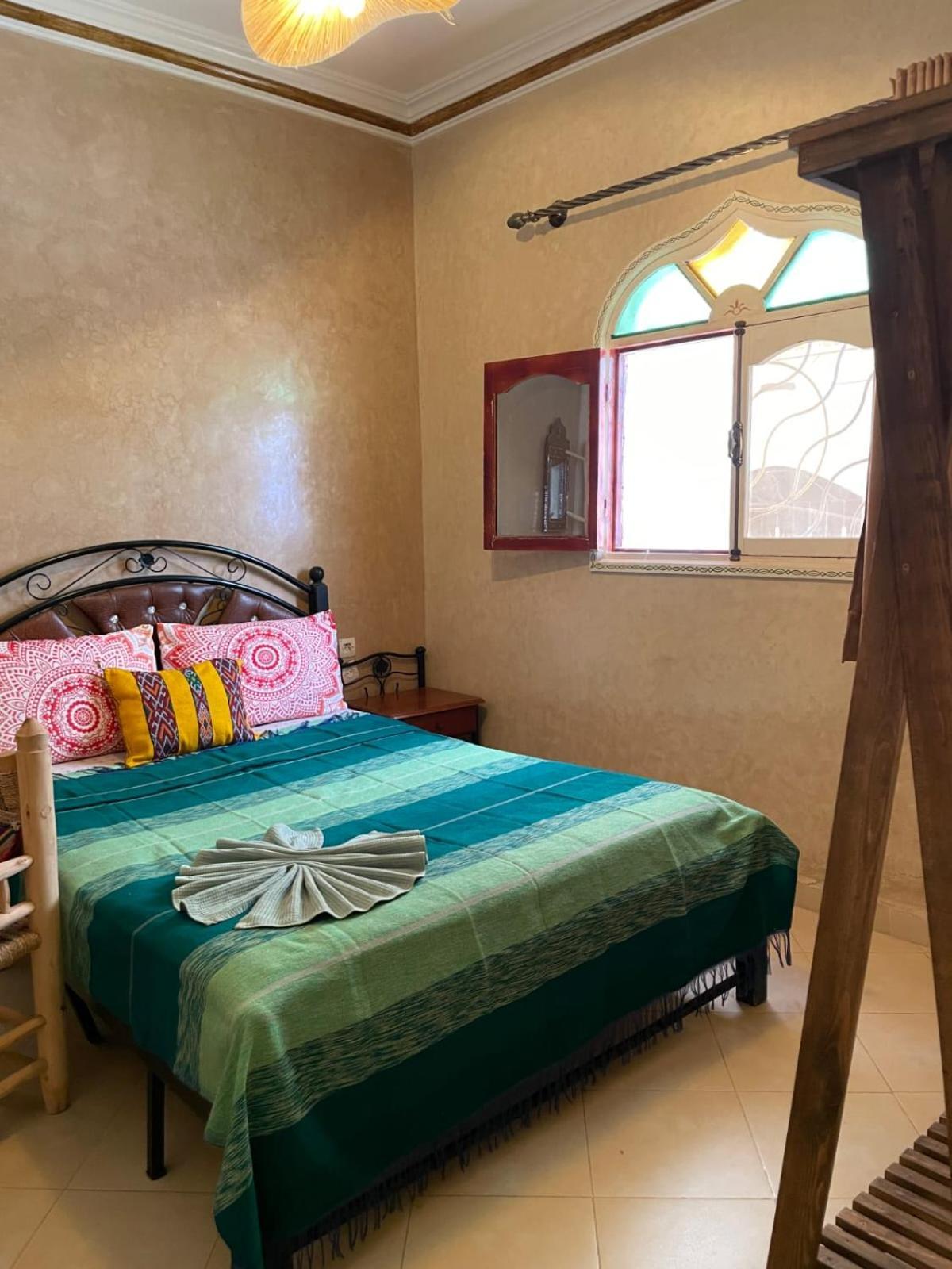 Surf & Salsa Guest House Агадир Екстериор снимка